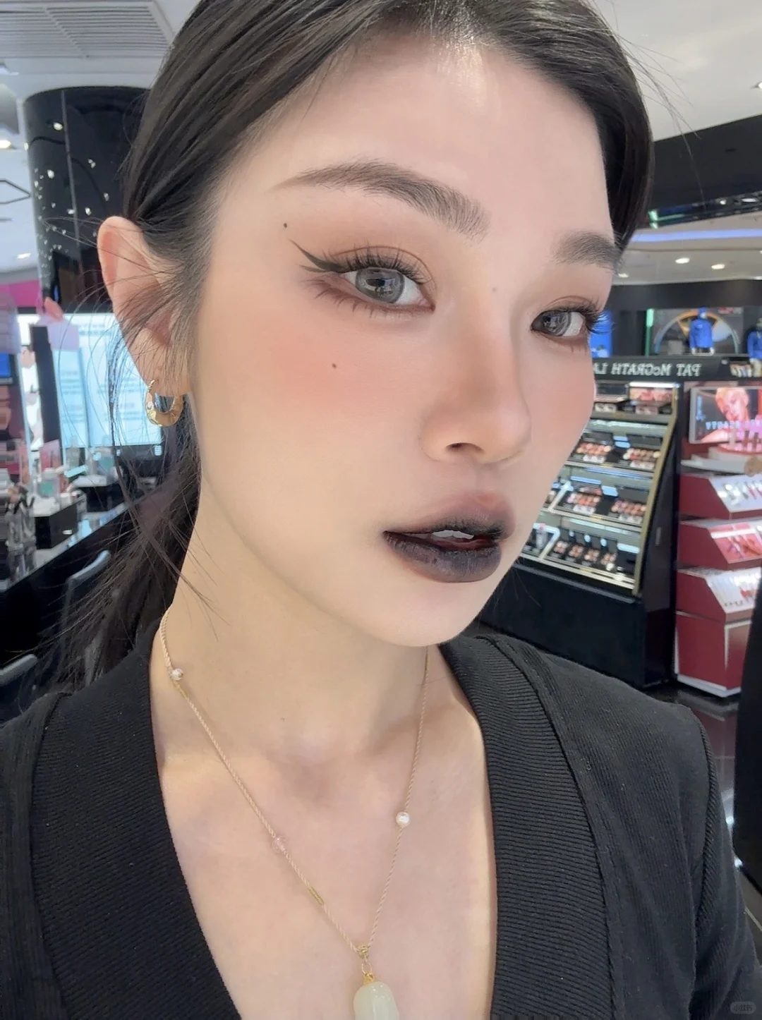 👉看下我给自己捏的脸