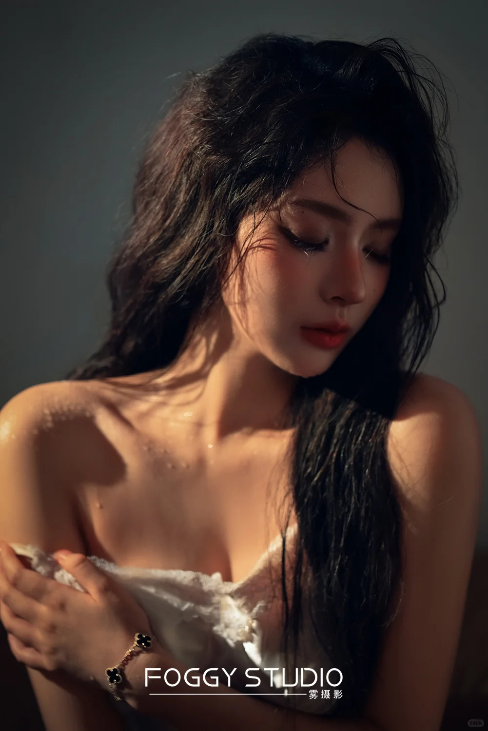 暗调轻私房纯欲写真💓氛围感拉满✨
