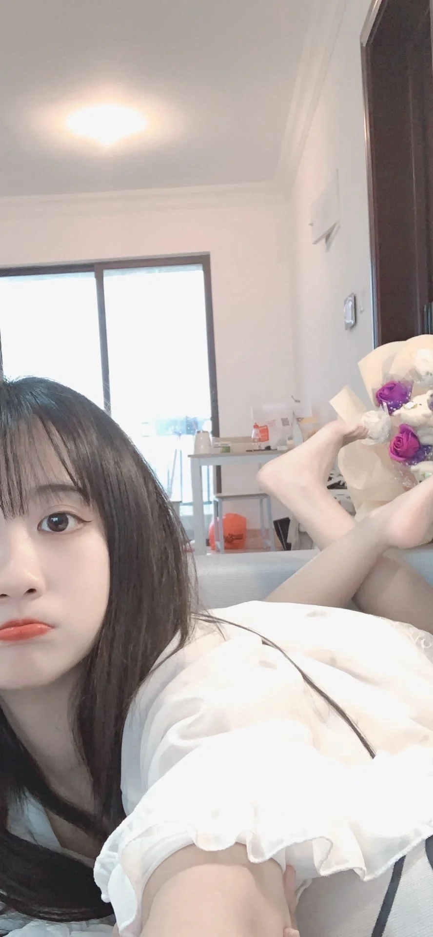 路灯很多 希望你找到自己的月亮