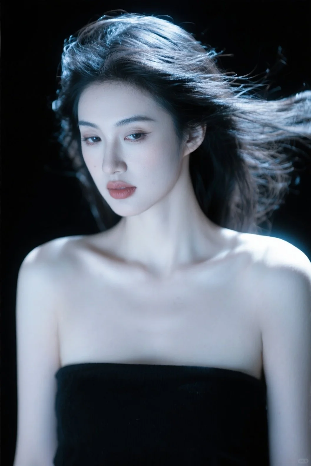 她有一种我永远无法拥有的美