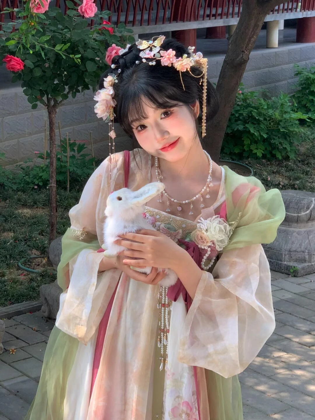 哇！这也太仙了吧！汉服女孩