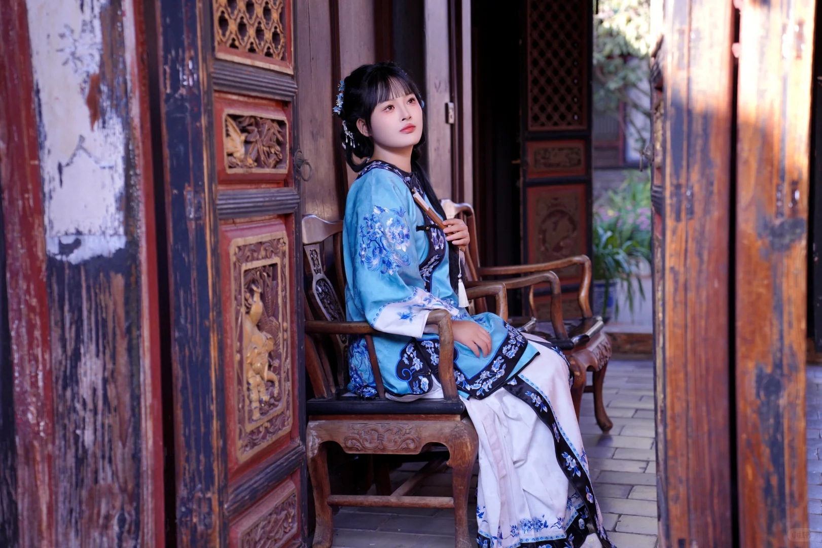 穿上汉服，你就是焦点！