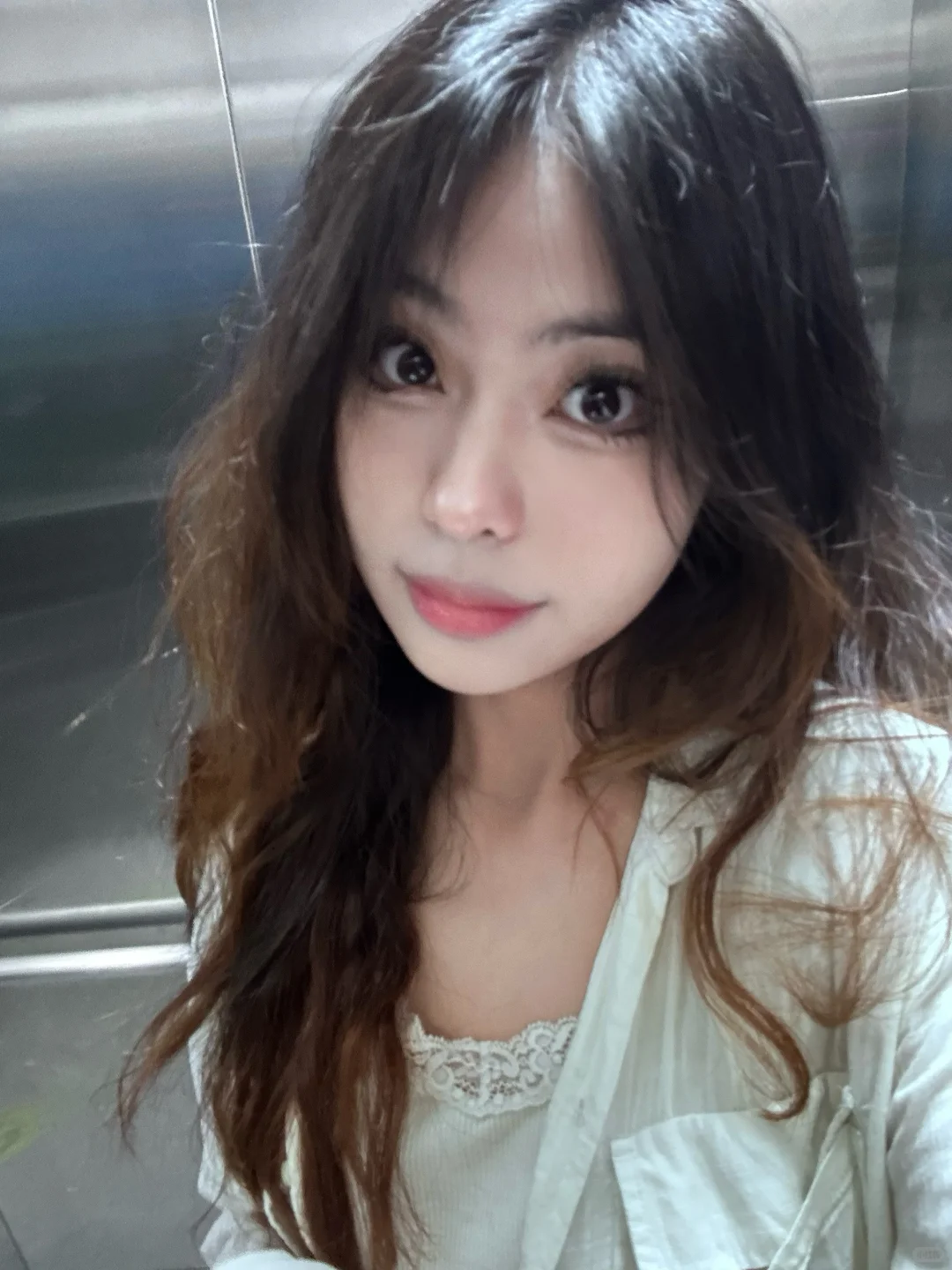 第一次听到美女这个词只是有点奇怪，那时候