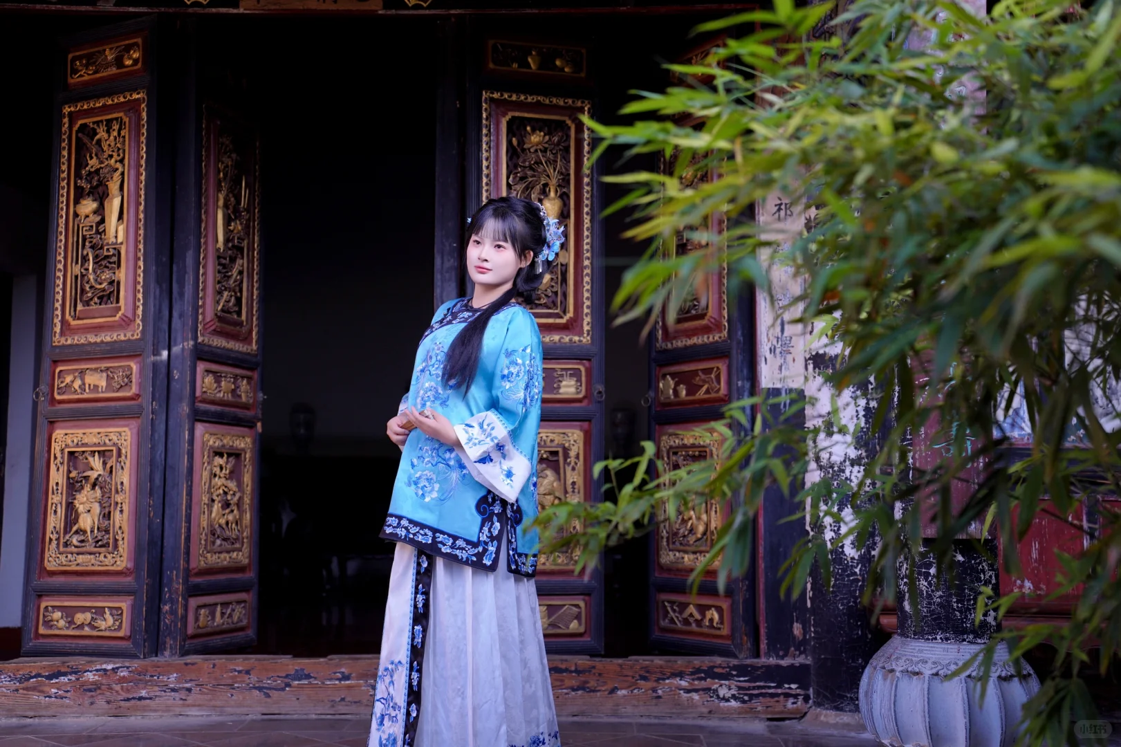 穿上汉服，你就是焦点！
