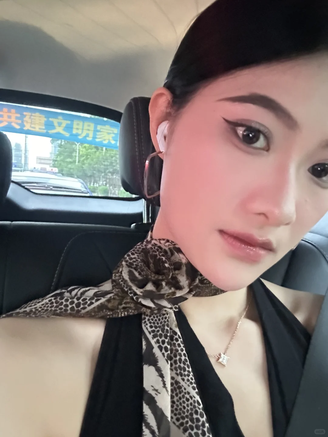 当你长了一张看起来很高的脸