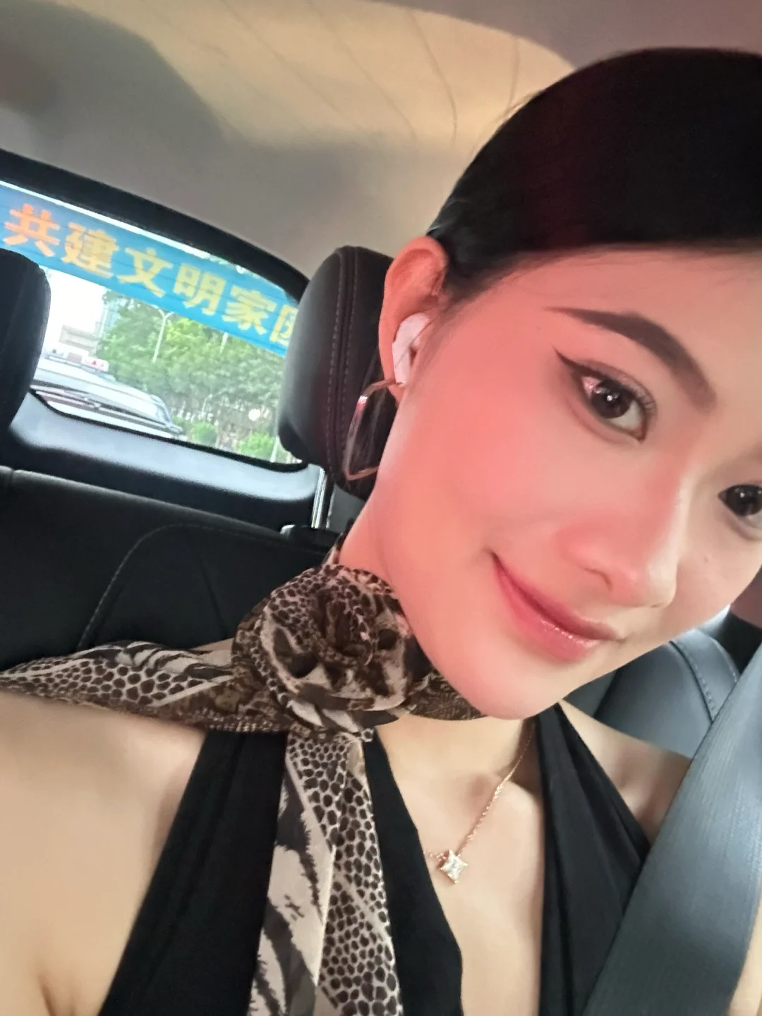 当你长了一张看起来很高的脸