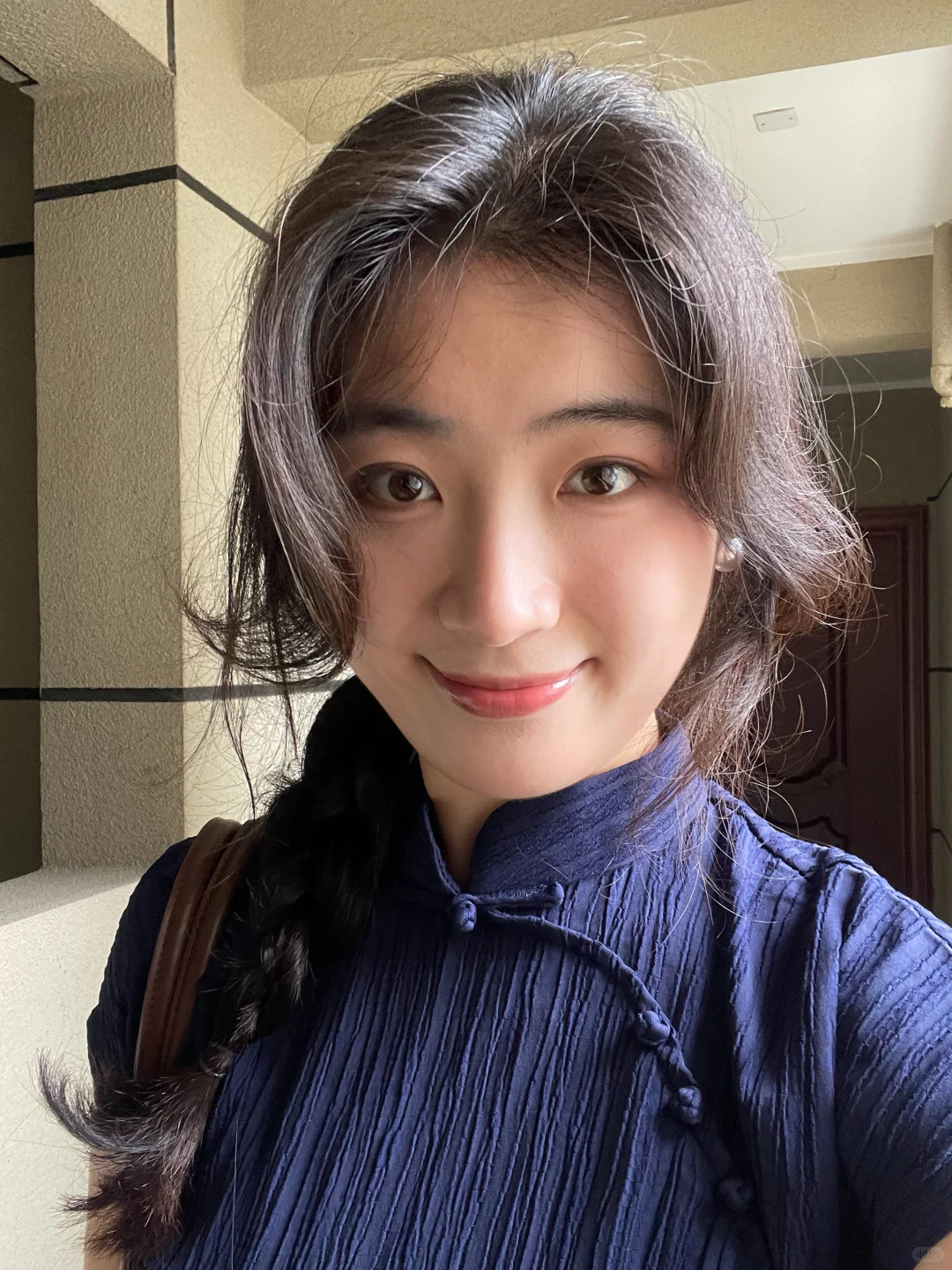 听说城里新来了个女老师