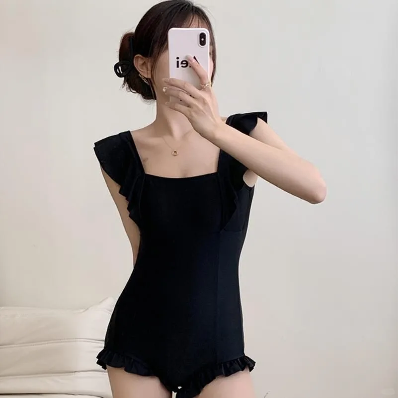 新款新款高级感黑色女款遮肚显瘦保守小胸修