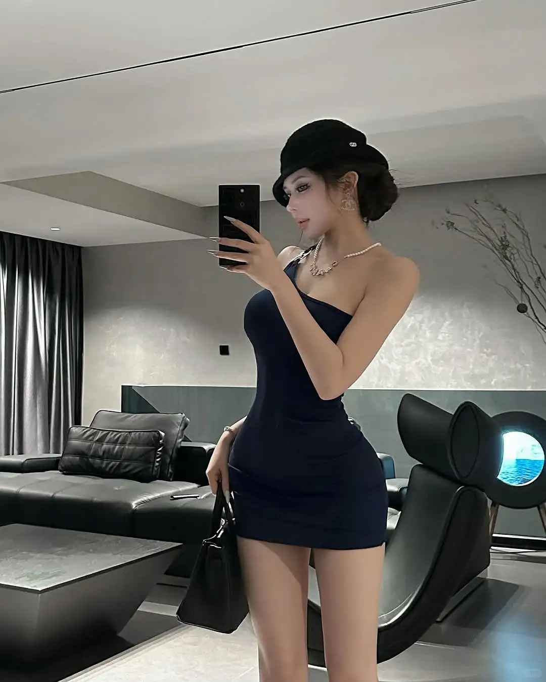 Ins 辣妹 博主：fornisyue_