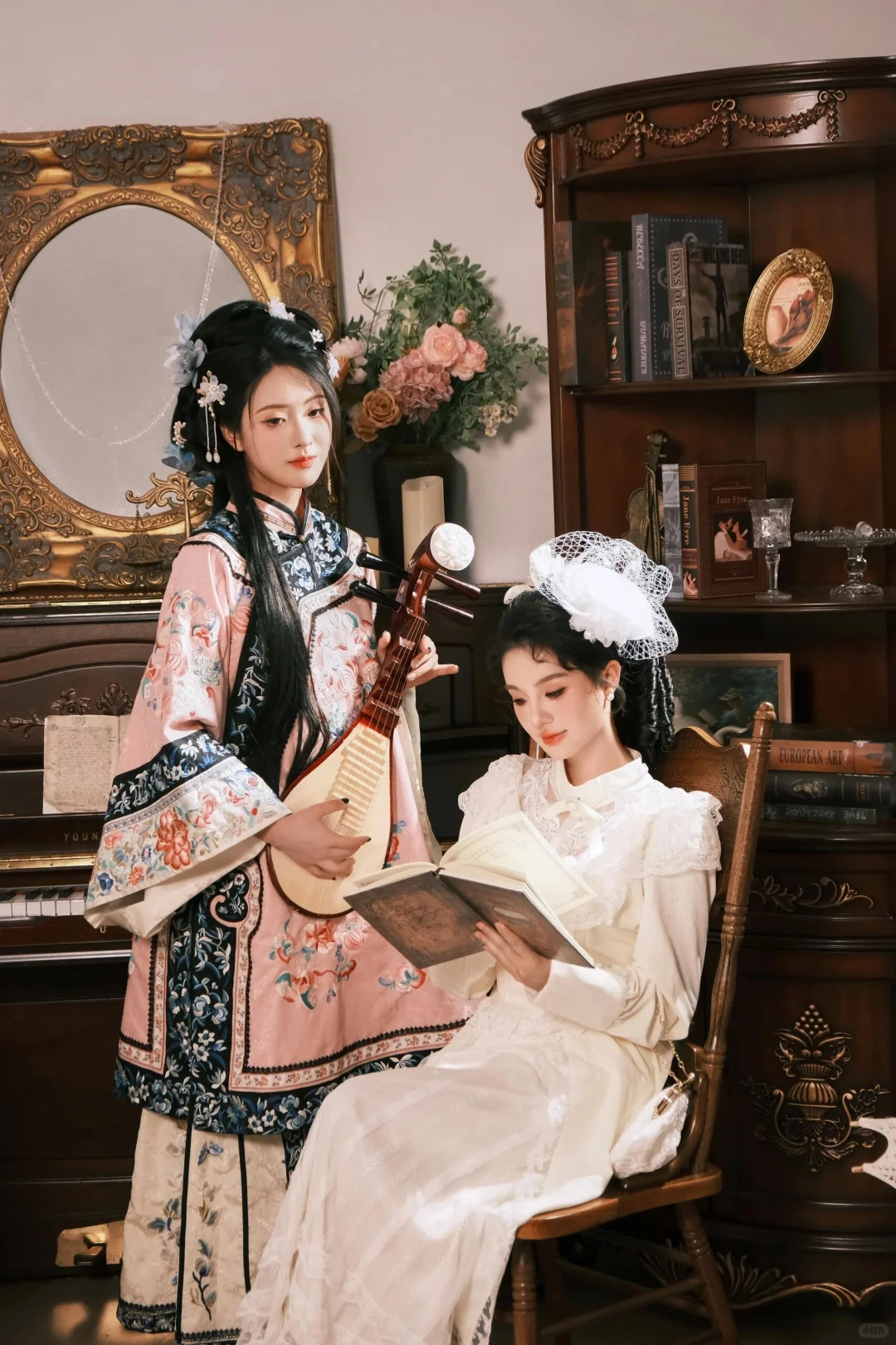 超绝宿命感闺蜜写真📷清汉女和留洋大小姐