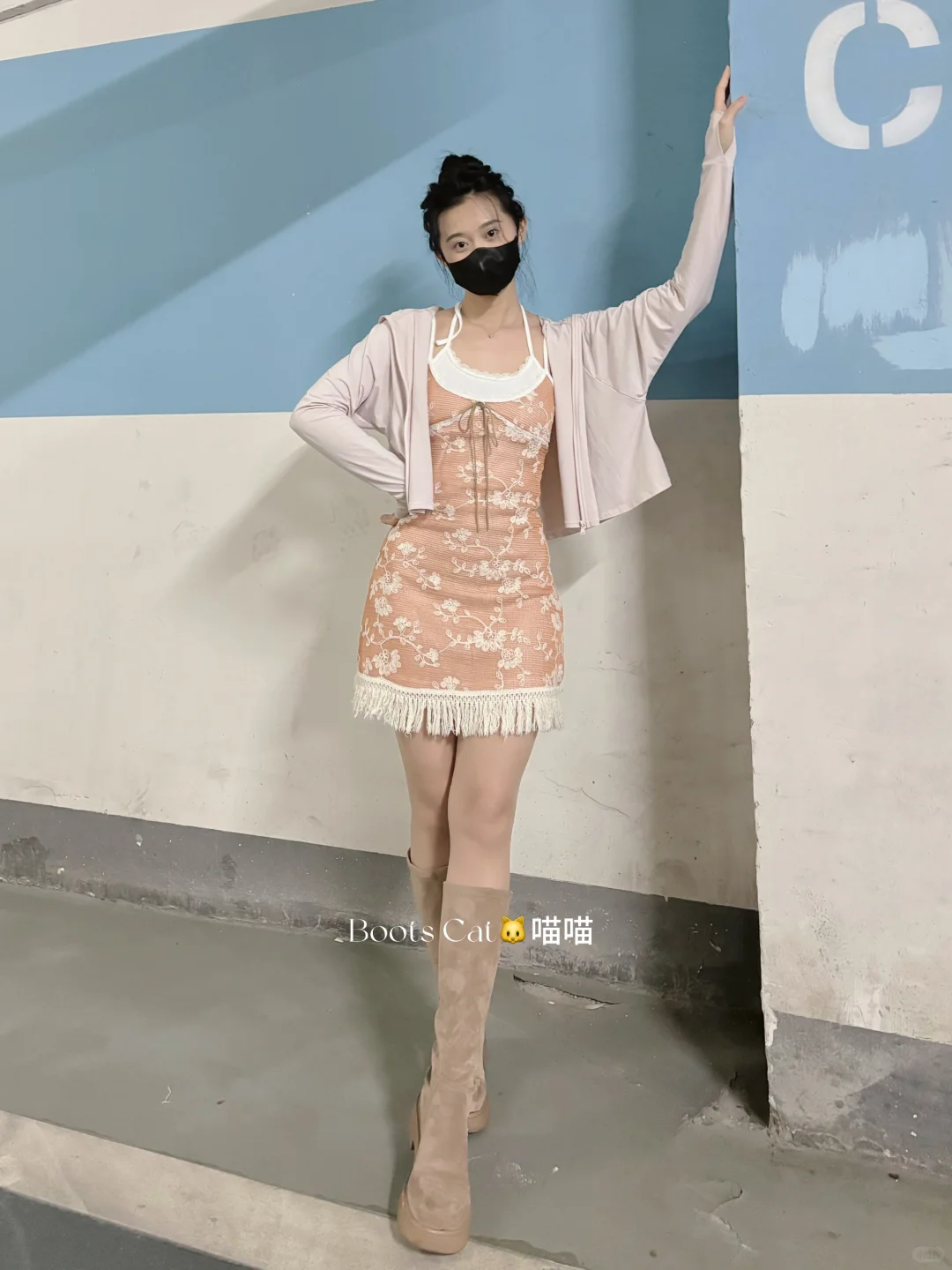小短裙+靴子+可爱白袜🐱可甜可咸