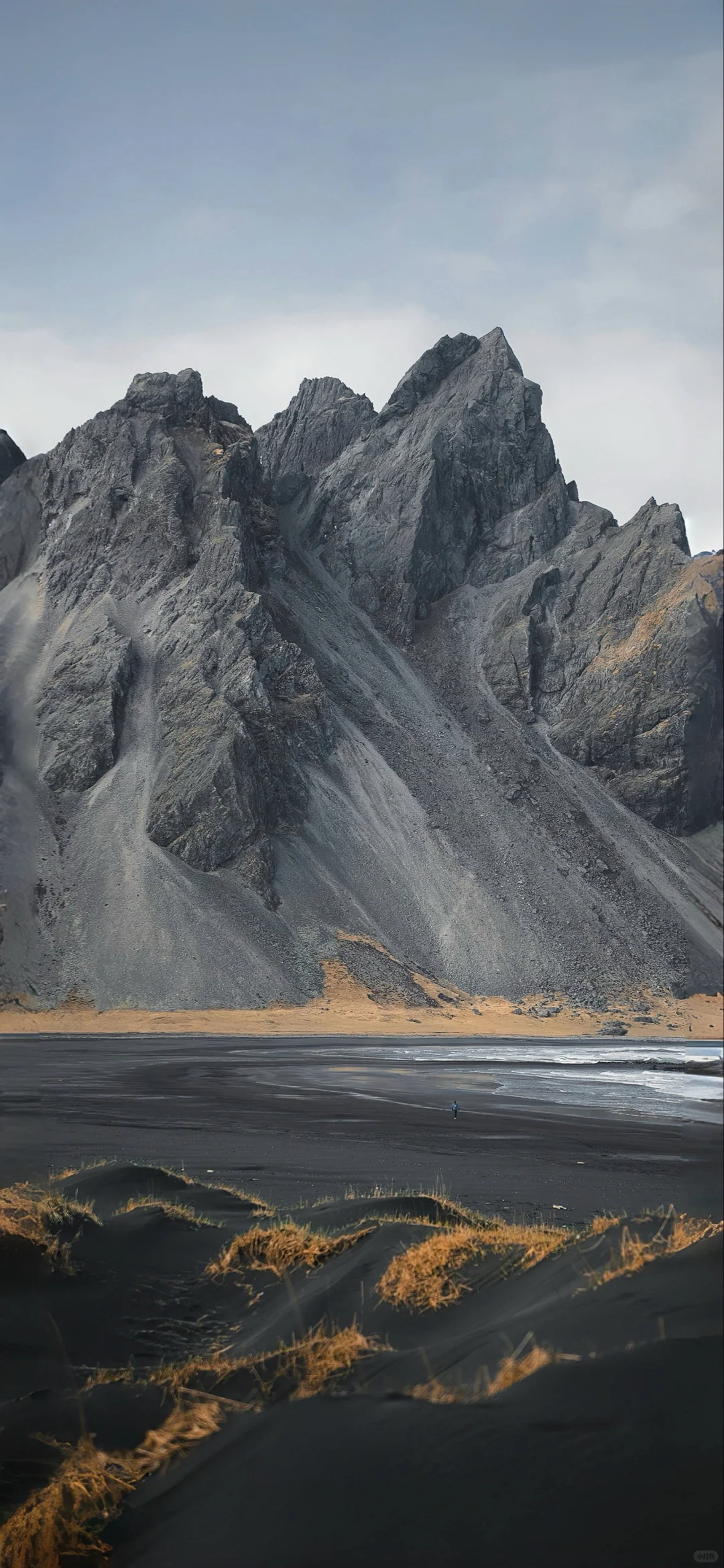 iPhone壁纸｜高山景深图