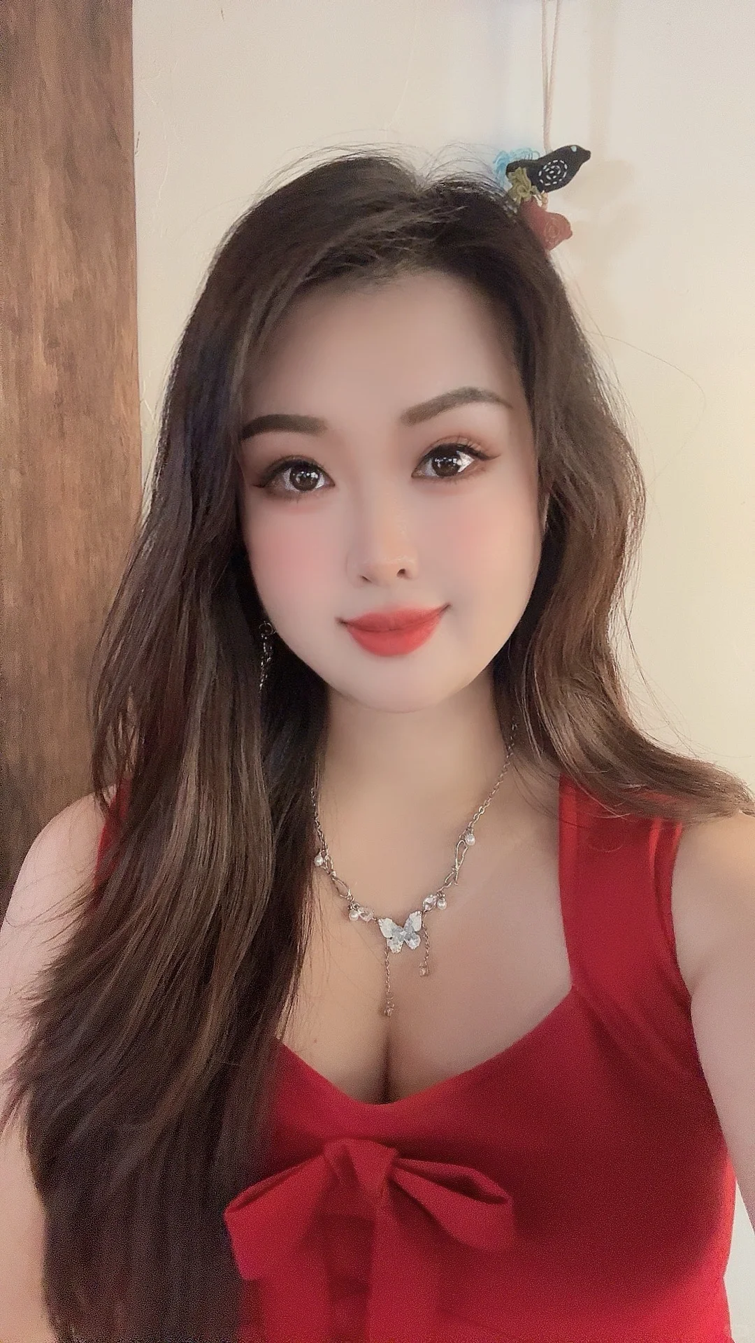 有些女人不算漂亮，但就是有种性张力的美