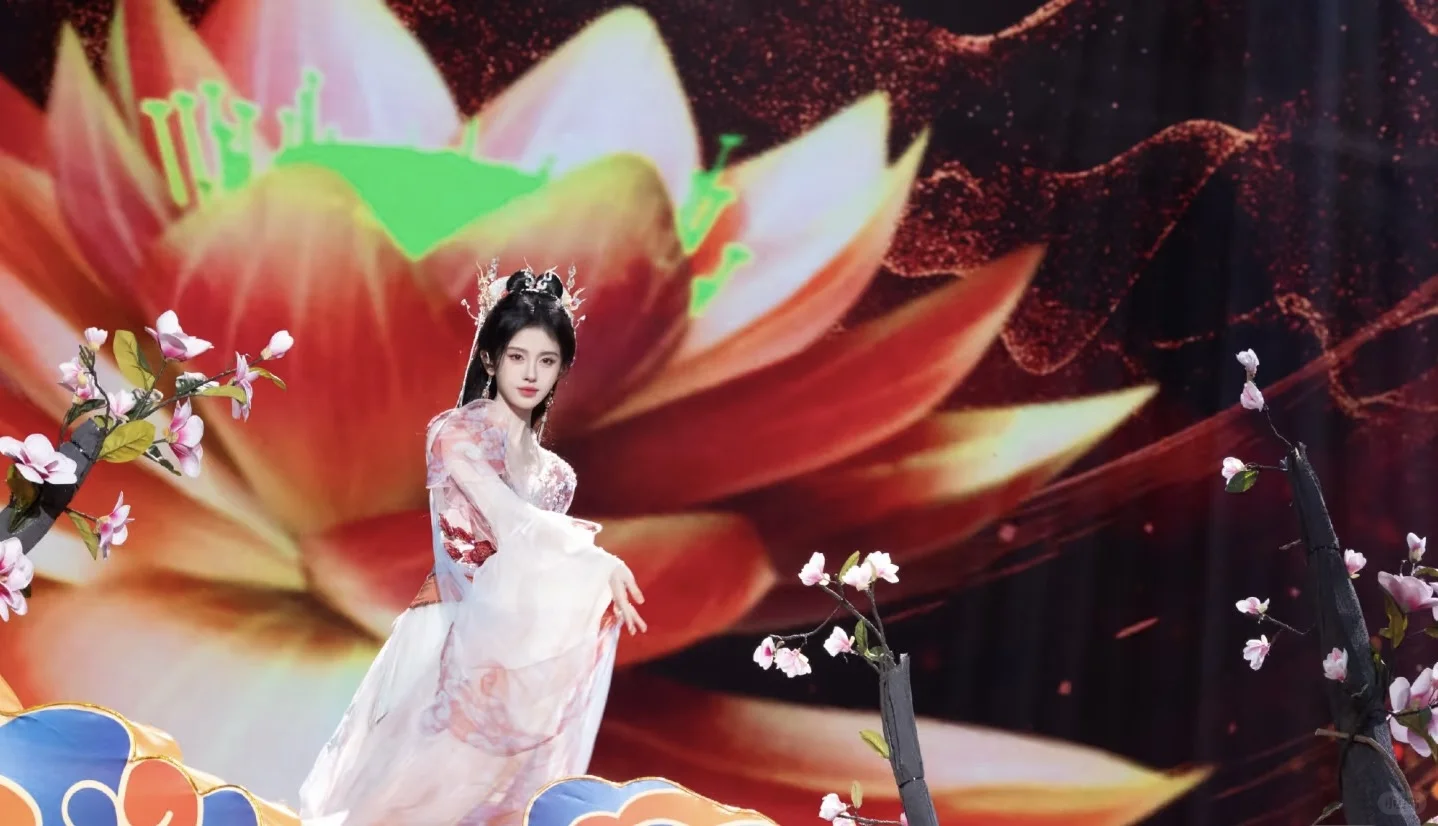 怎么会有这么美的古装女子