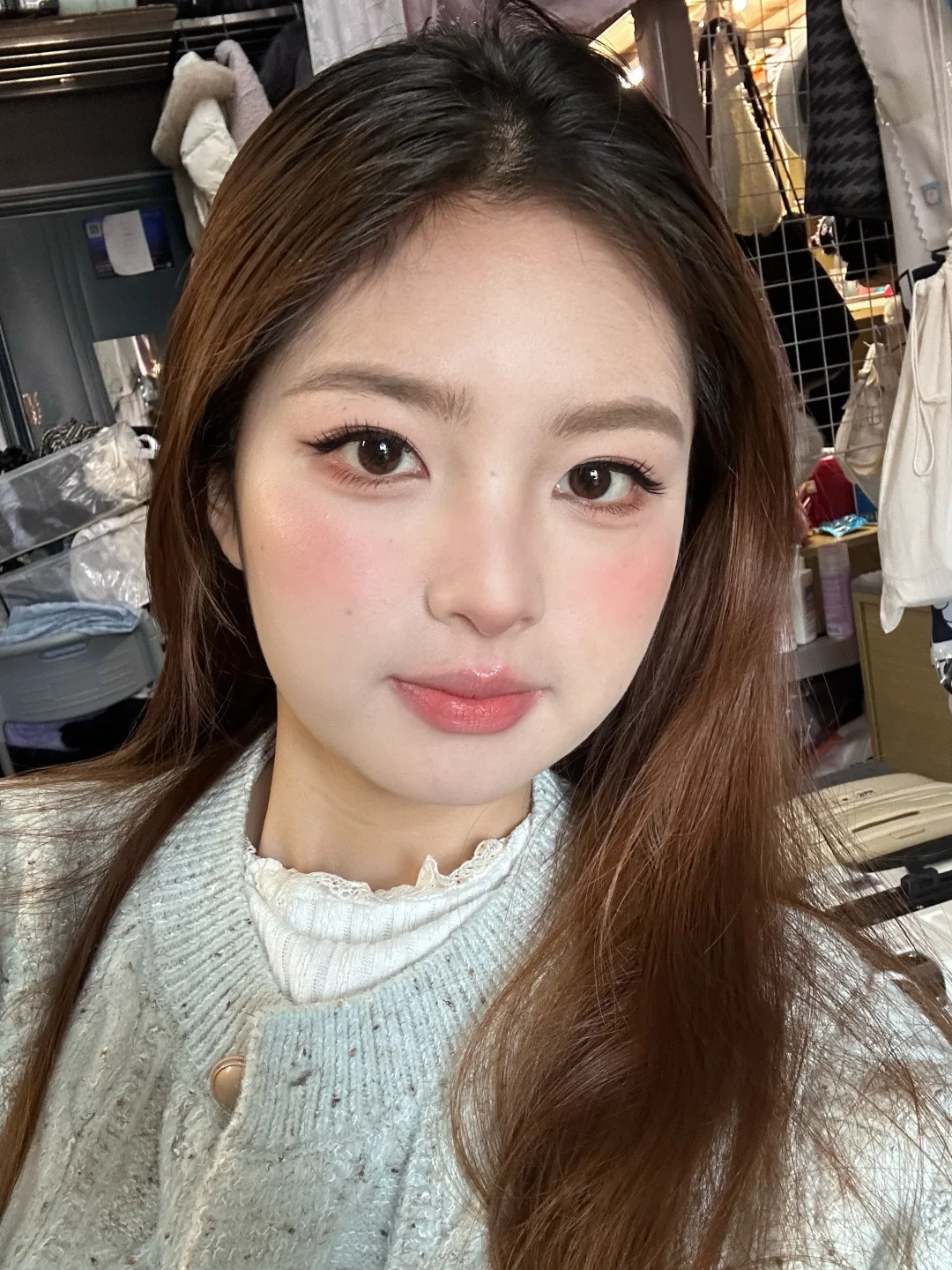 妆越淡人越美