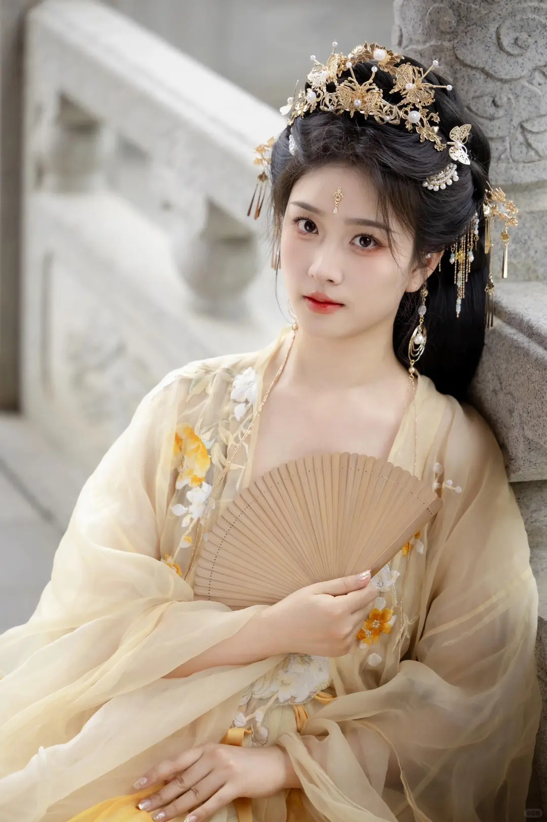 “她可是皇城里最受宠爱的小公主”
