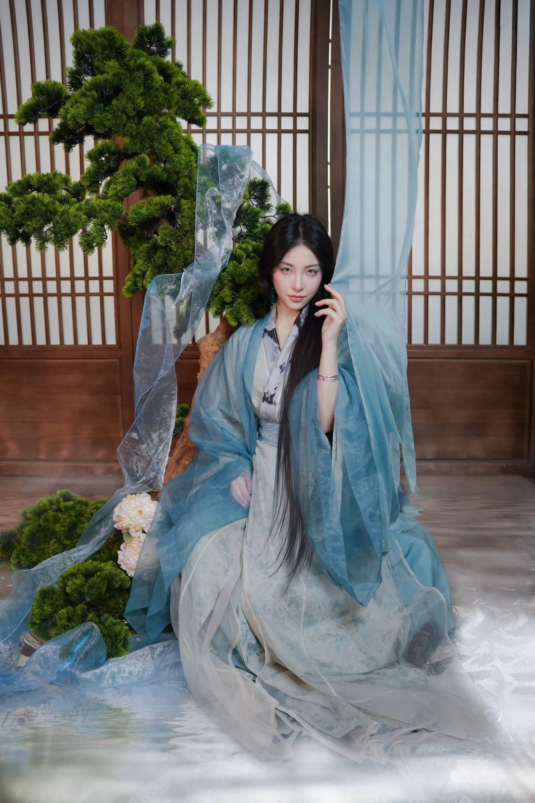 水神之女 佑天地 却被世人视为妖物…
