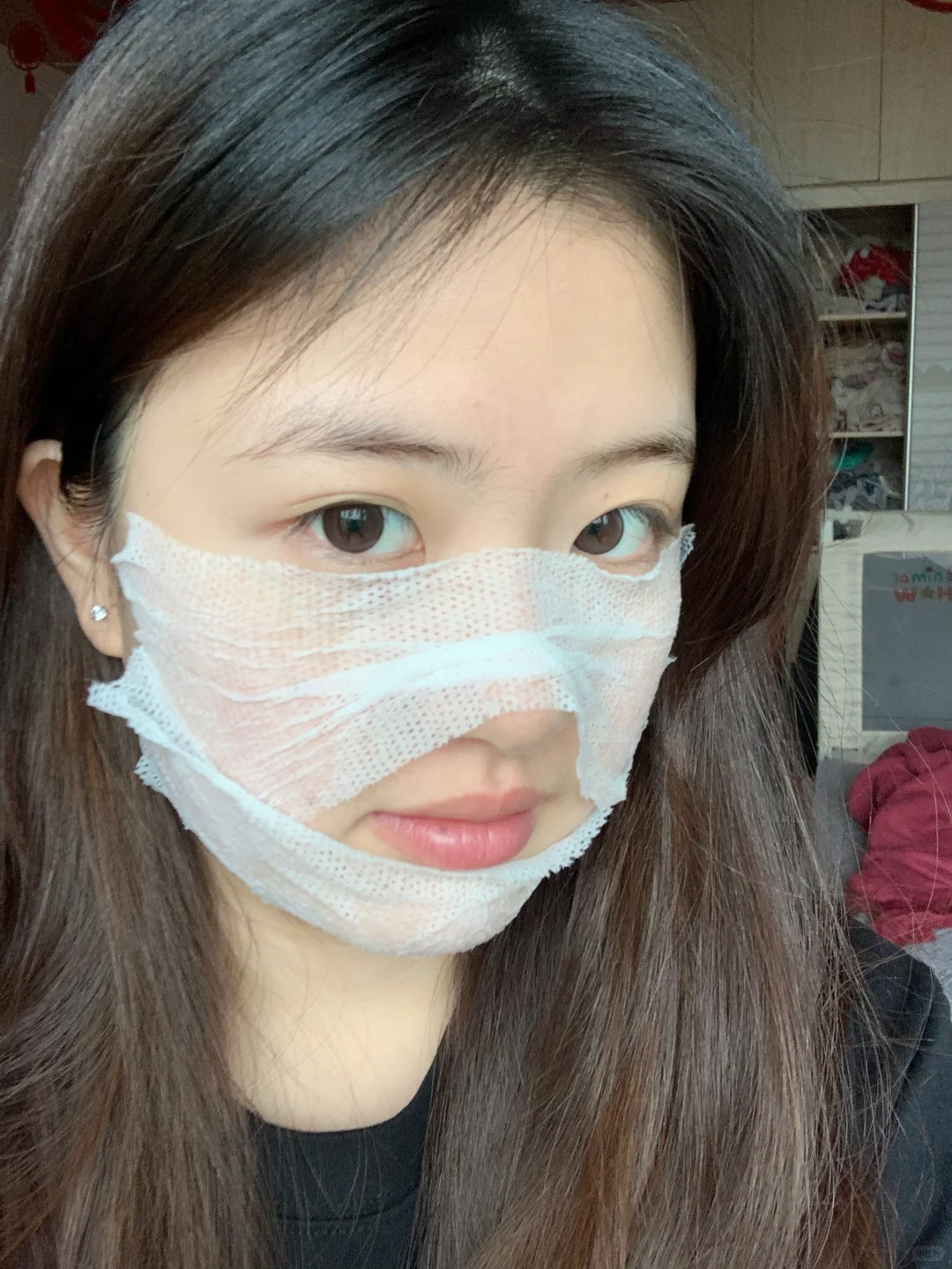 最近的脸蛋儿亮亮的～