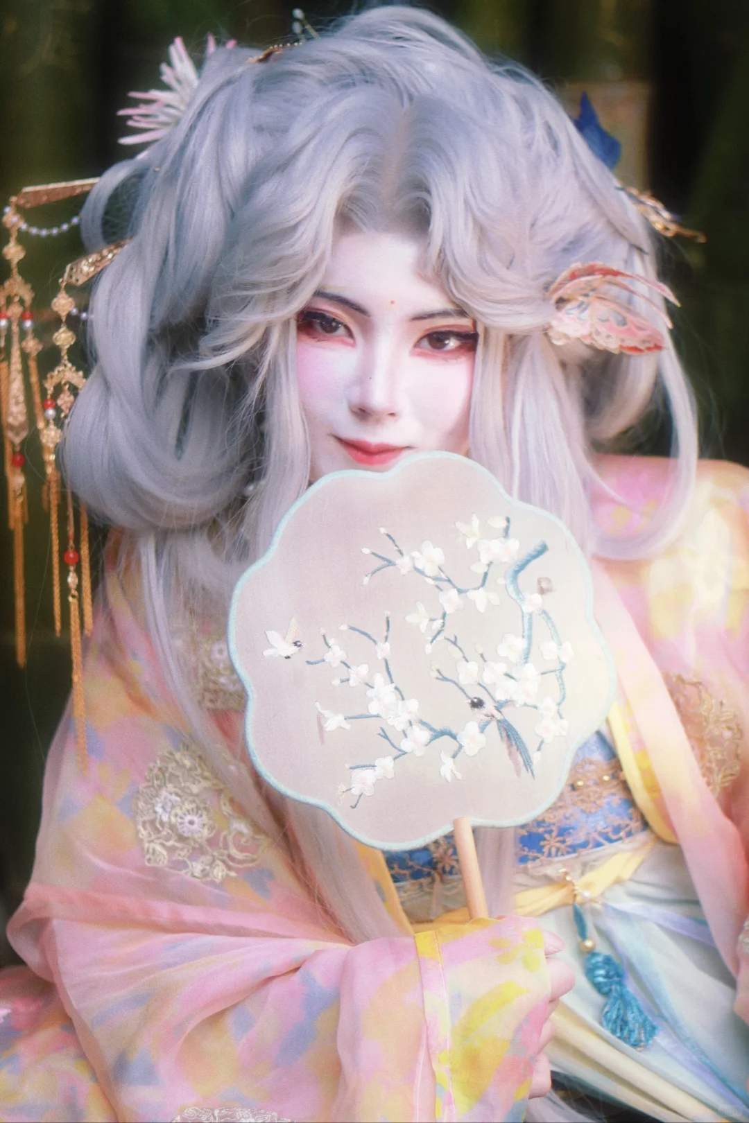 姐姐，你看看我，你看看我