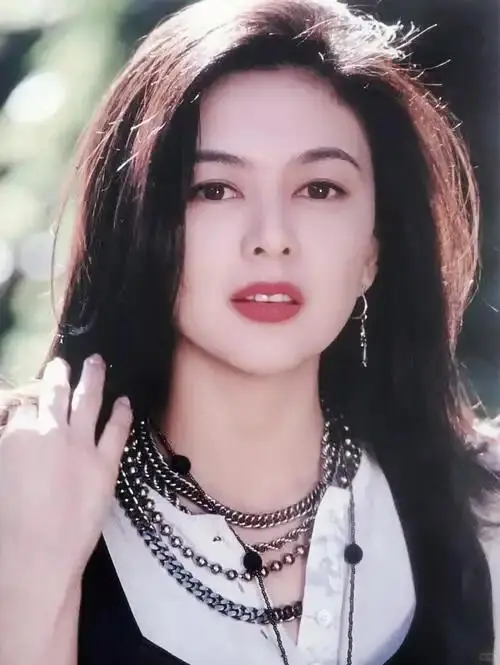 明艳大气长相气质的女明星，那个让你心动？