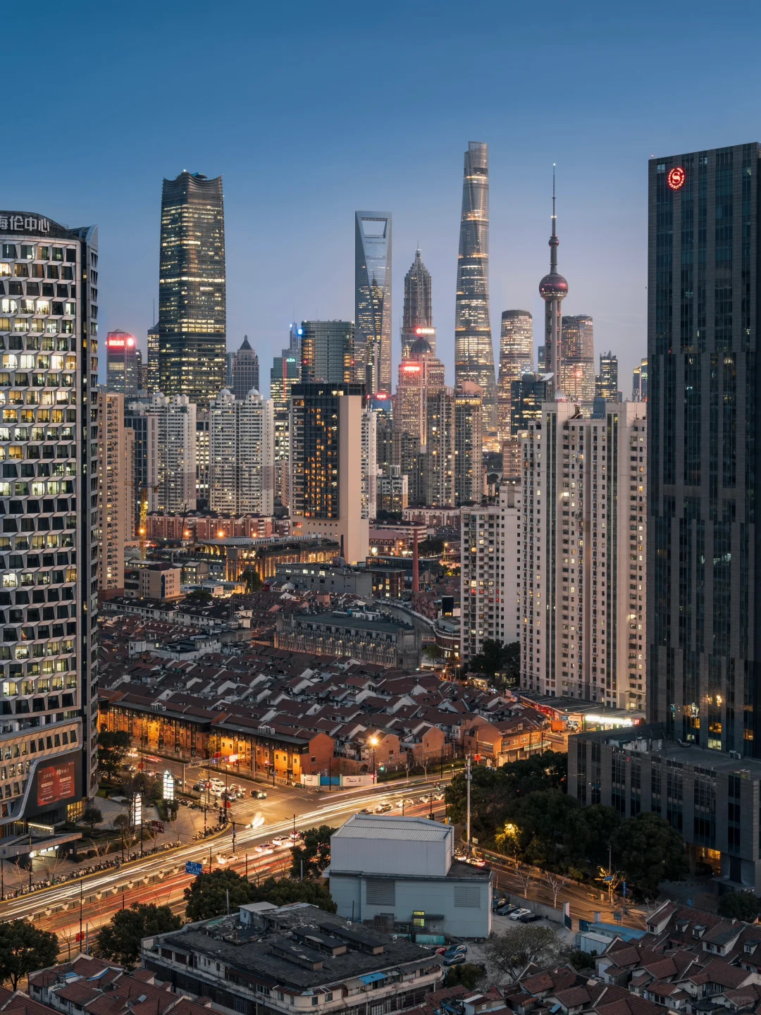 🏙️Blue Glare Hour🌆