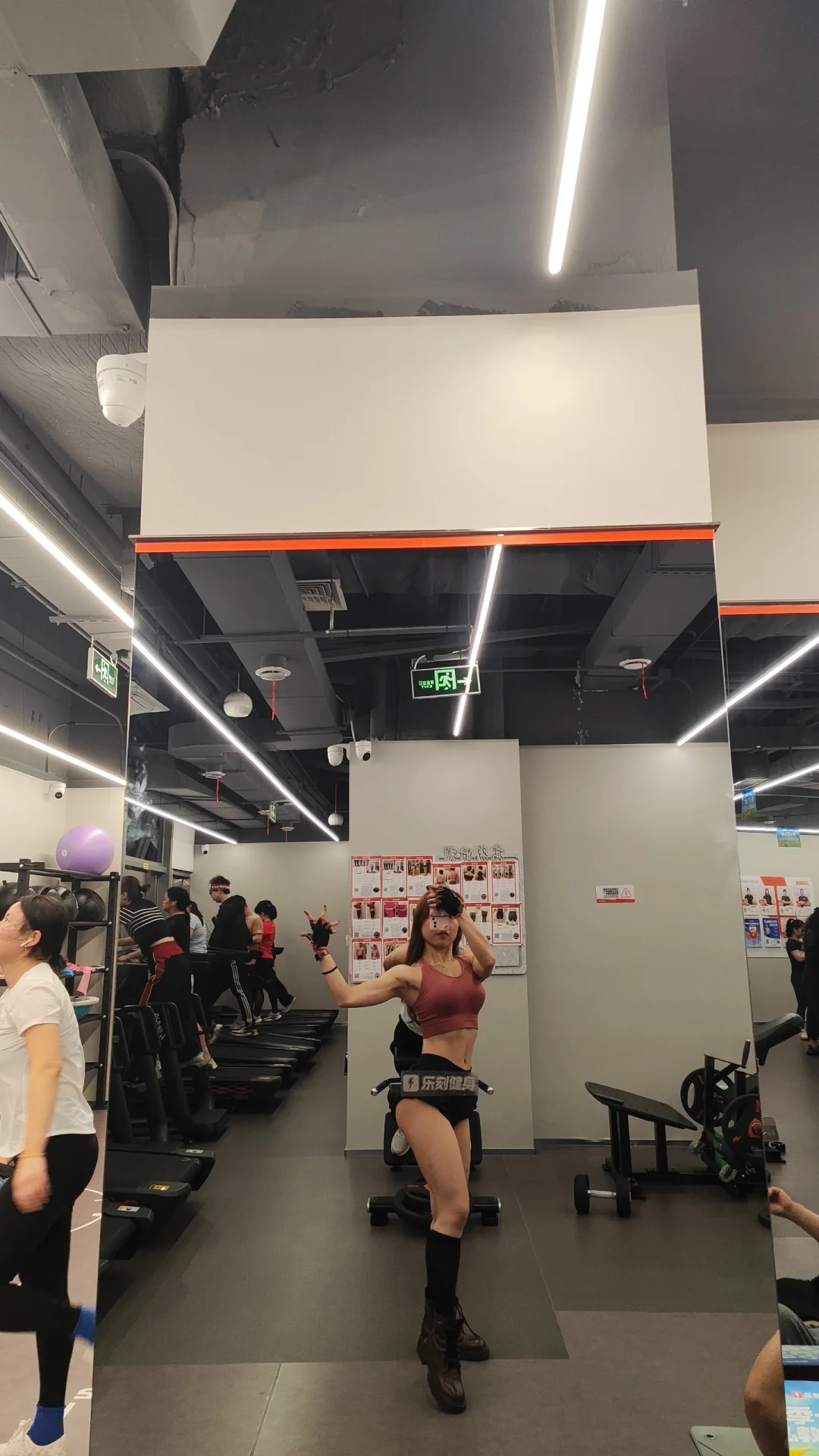 今天消耗1222大卡，核心➕臀腿