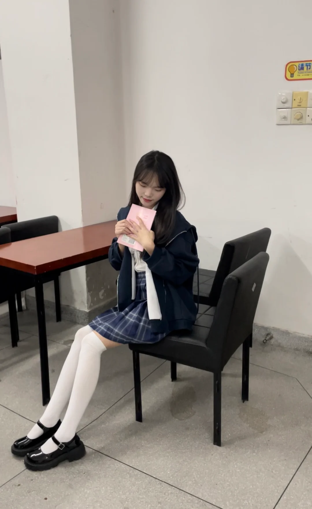 姐妹们，教室这样拍，超好看的！