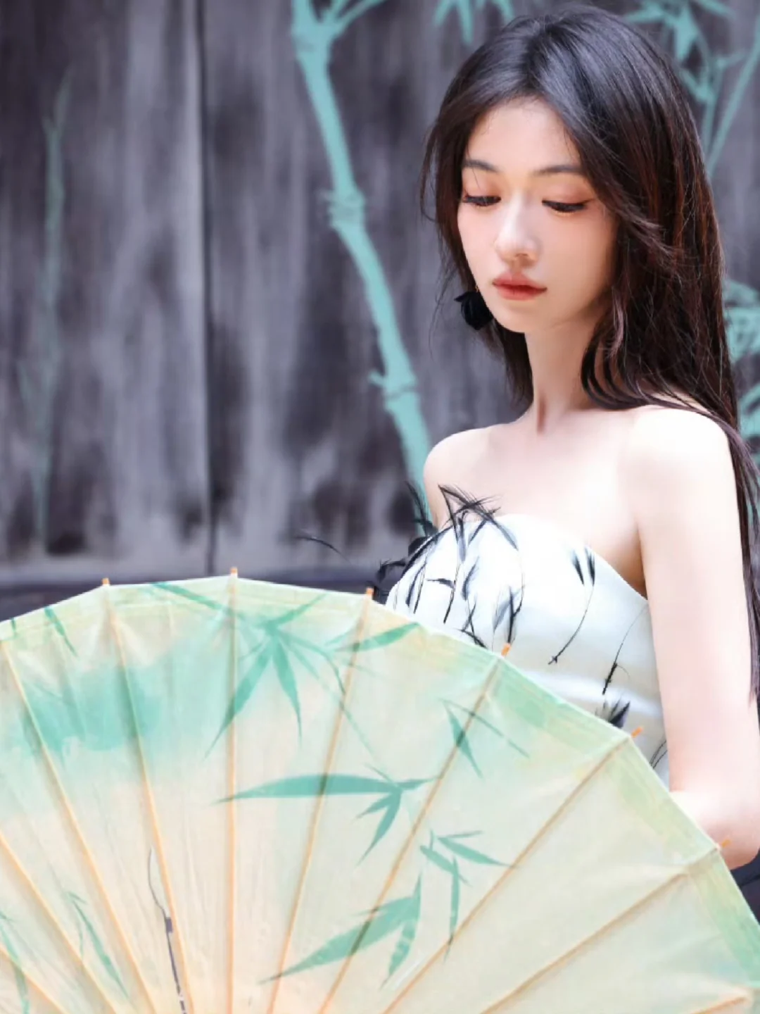 吴谨言是误入古国的美人啊~🍃