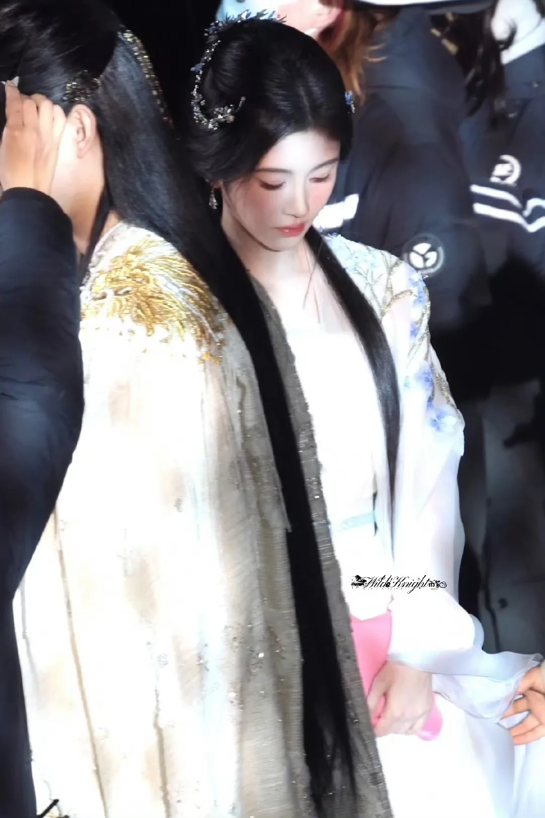 鞠婧祎｜露芜衣的新衣服🩵