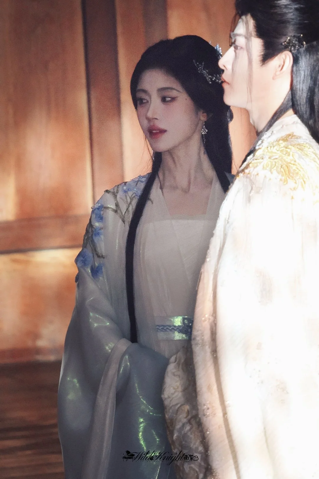鞠婧祎｜露芜衣的新衣服🩵