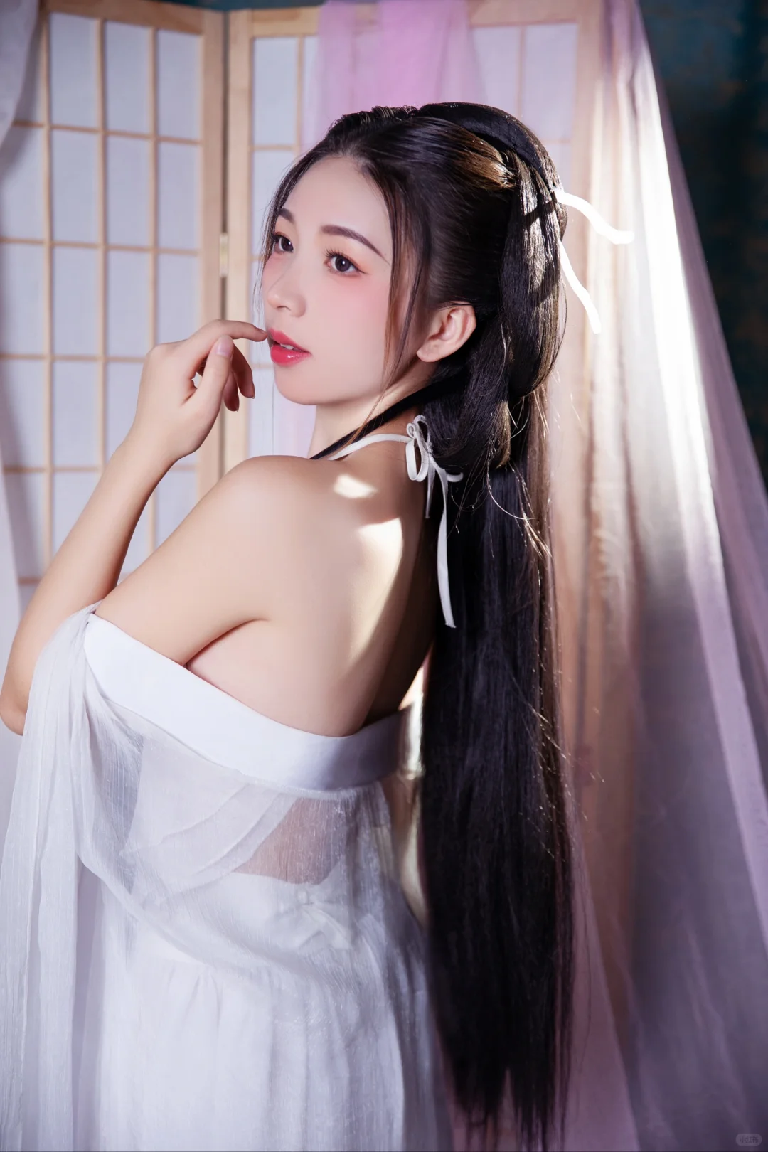 清冷纯欲Ⅰ一个人也能做很多事
