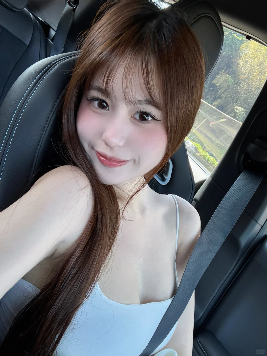 女大生自拍乙張