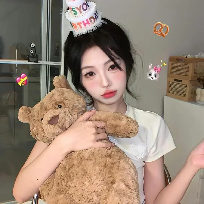 𝙎𝙝𝙖𝙧𝙚 ⚪️ 温柔又干净的女