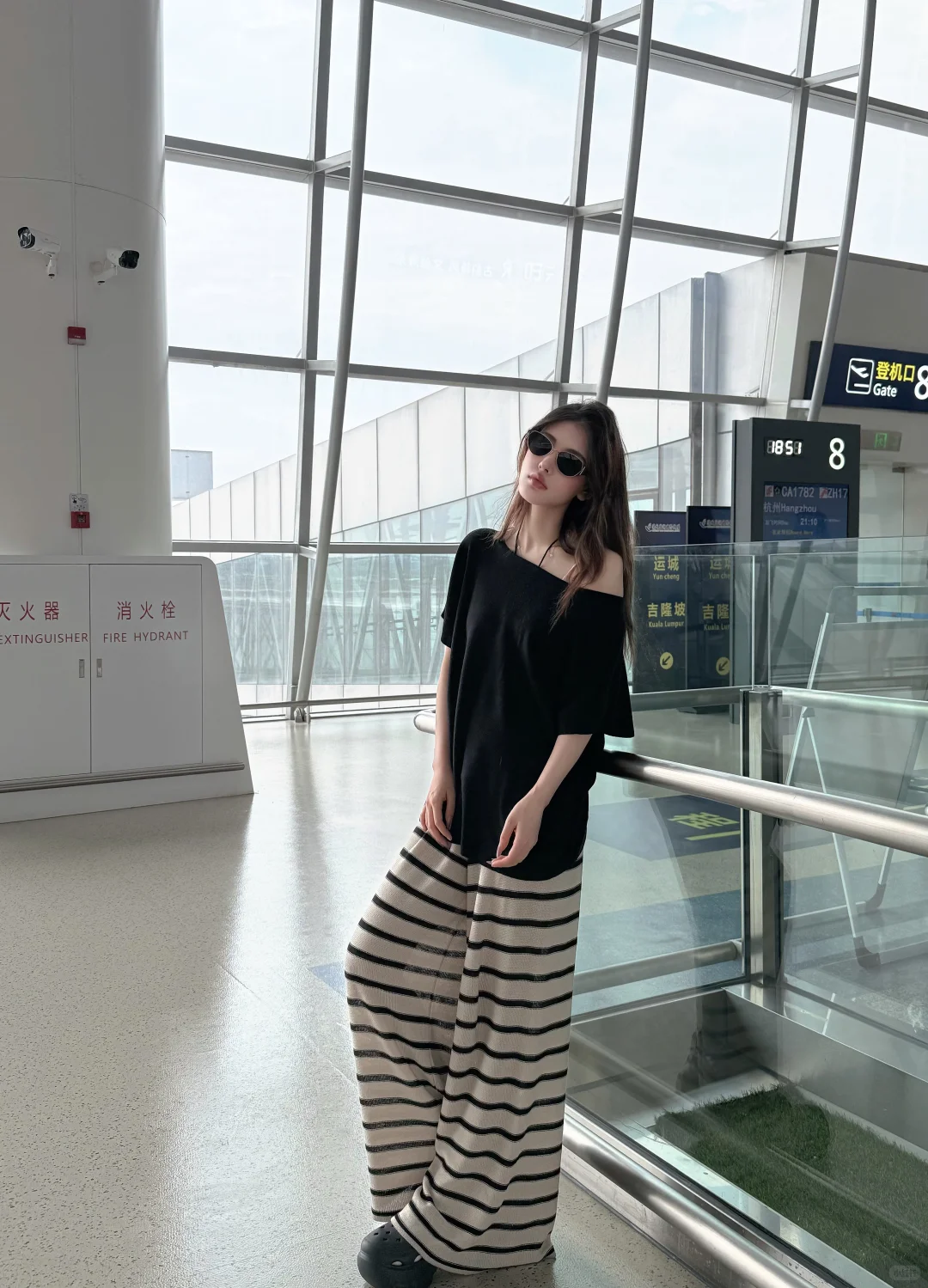 冷艳的美女会发光💗