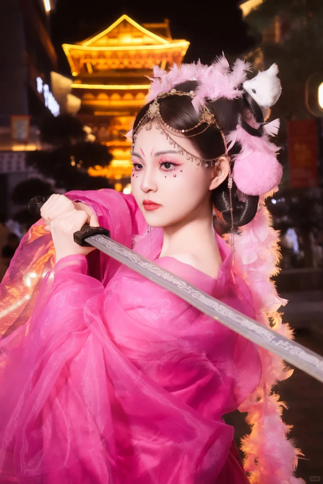 娇贵漂亮又野心勃勃的狐狸