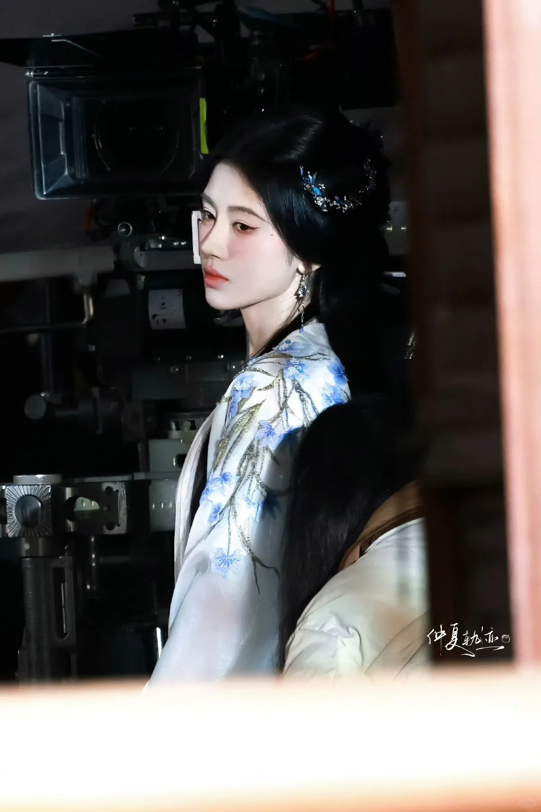 鞠婧祎｜露芜衣的新衣服🩵