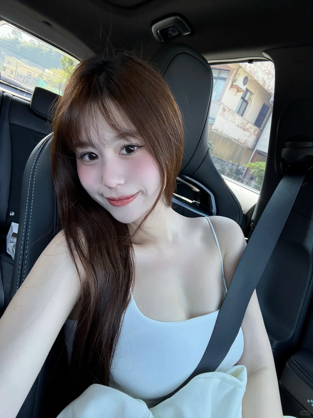 女大生自拍乙張