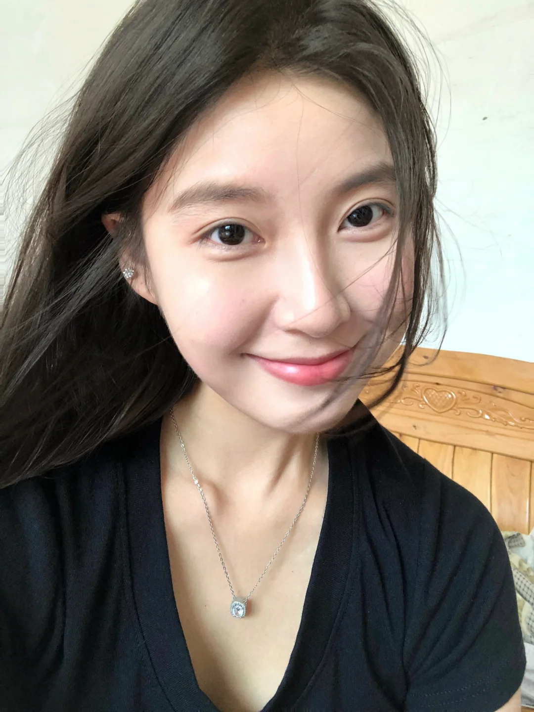 圆脸越素越好看