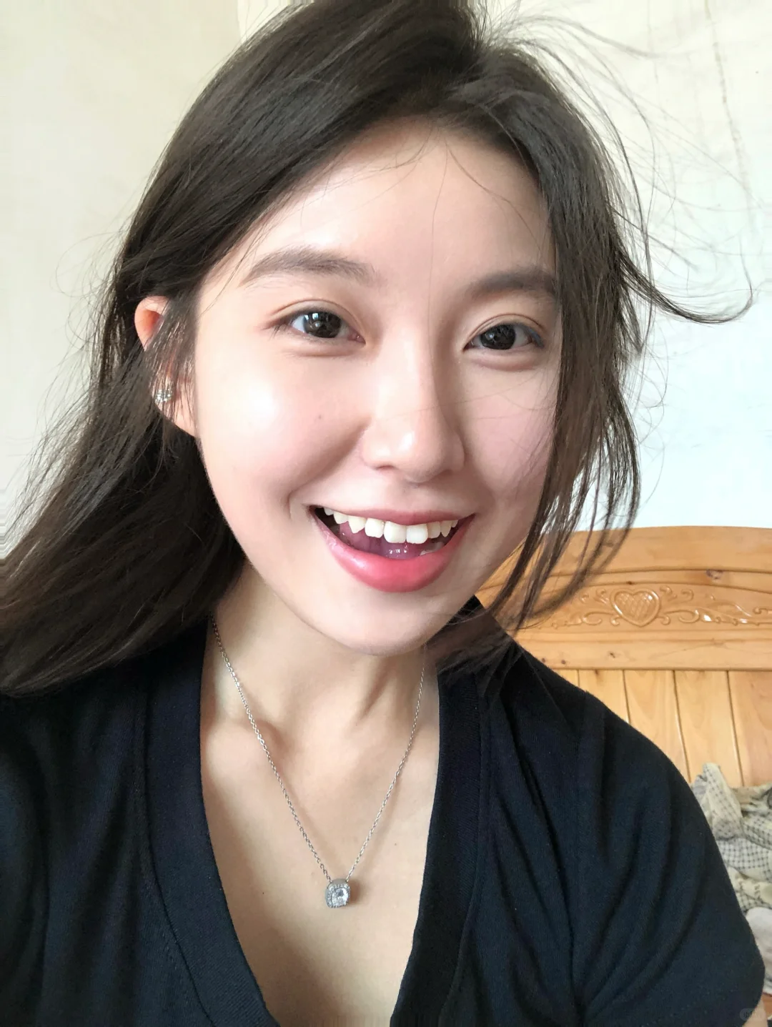 圆脸越素越好看