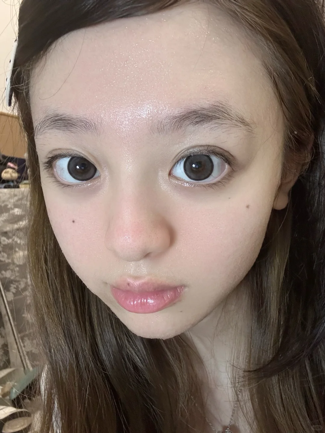 依旧素颜vs化妆