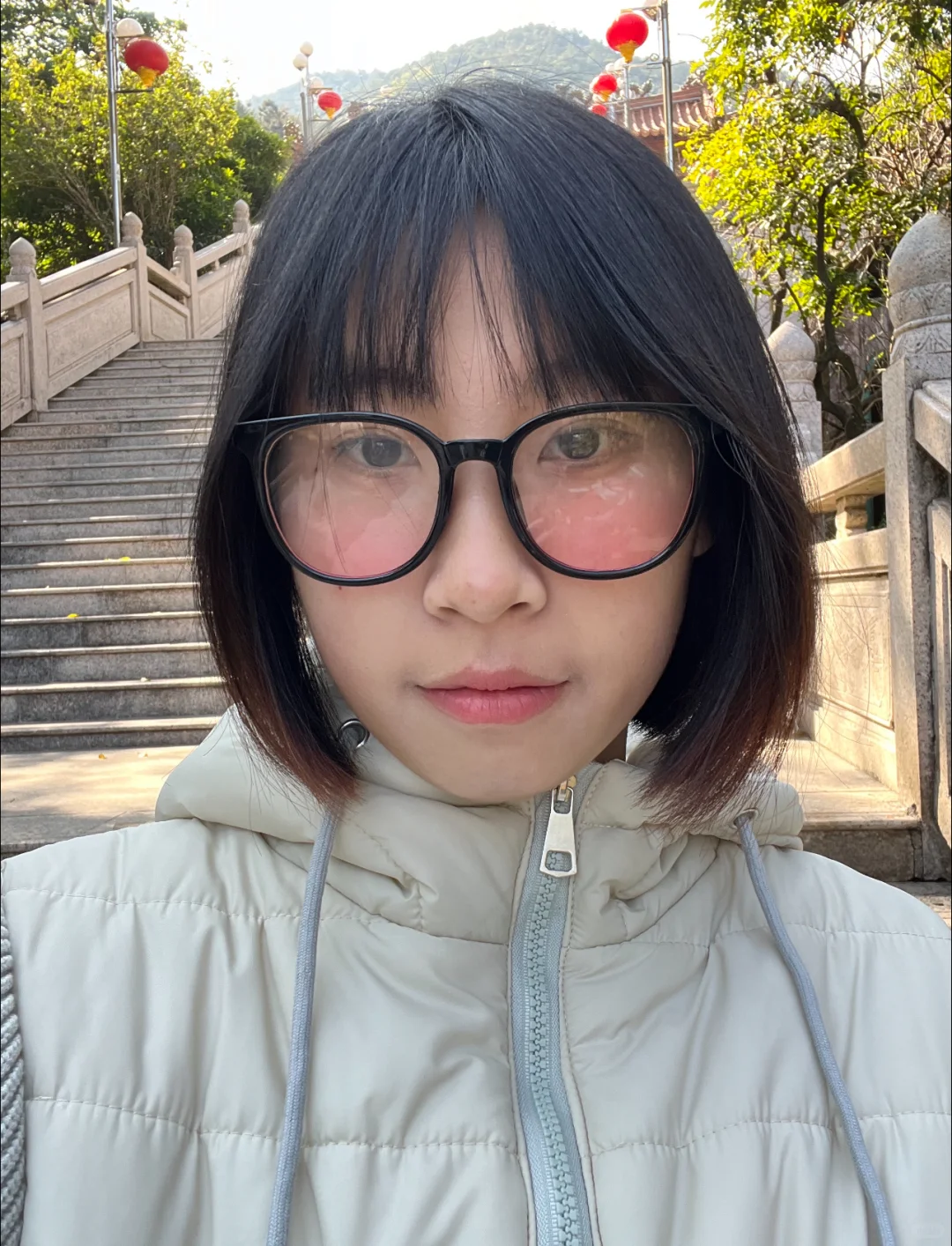 颜值锐评 大家先评价我 不玻璃心😄
