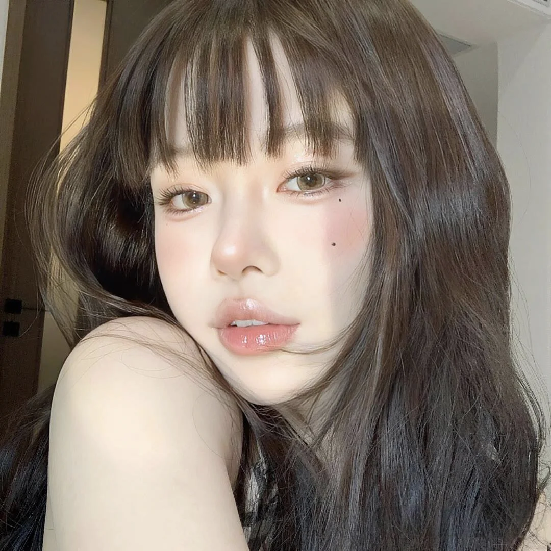 𝑾𝒆𝑪𝒉𝒂𝒕唯美纯御女头