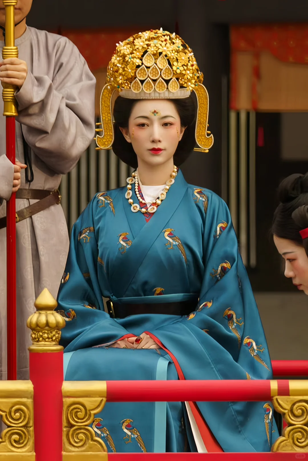 锦绣芳华贵女们的服饰