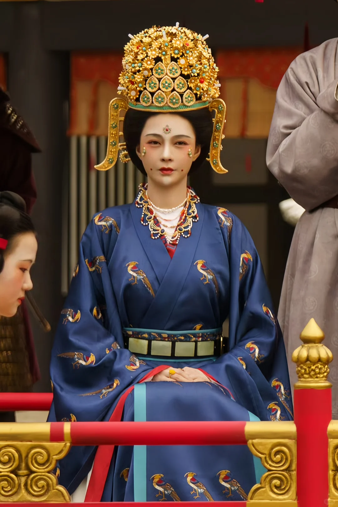 锦绣芳华贵女们的服饰