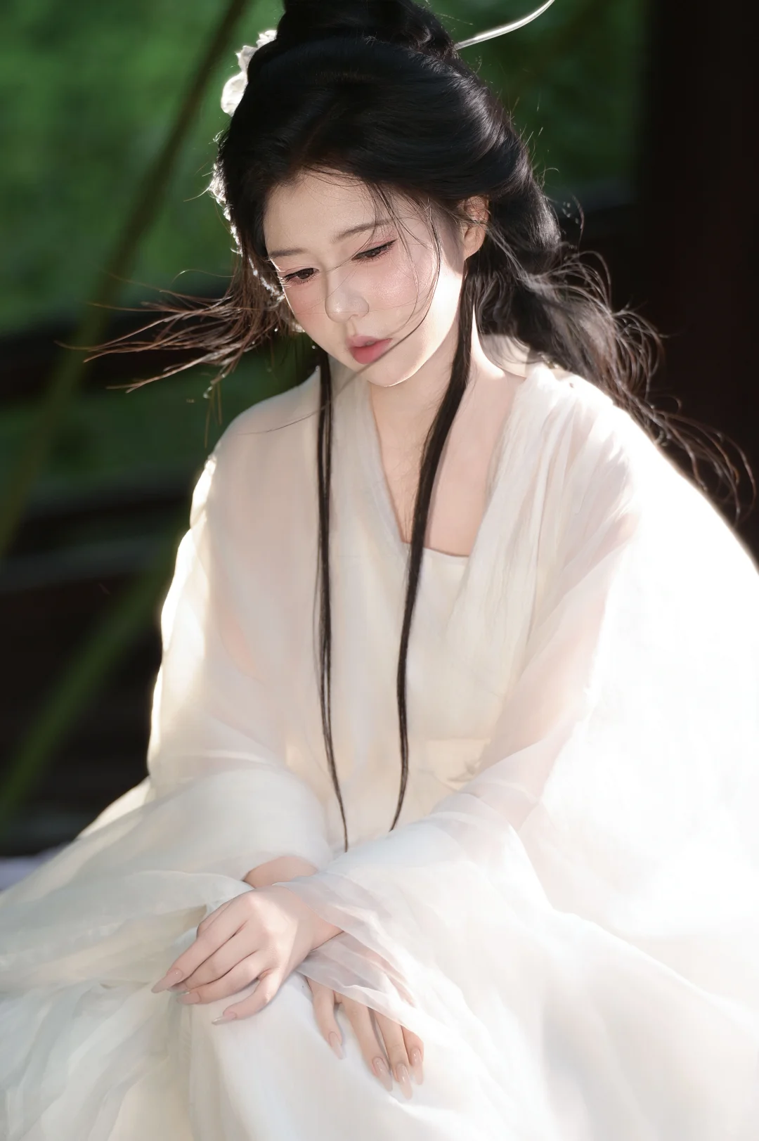 “竹林深处有清风，竹林深处有我”