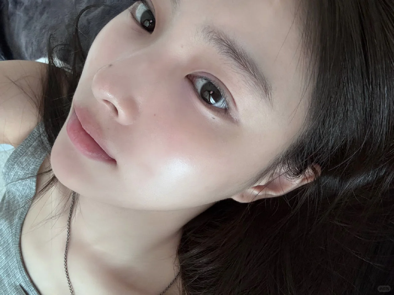 太喜欢这种素颜也白白嫩嫩的美女啦！！