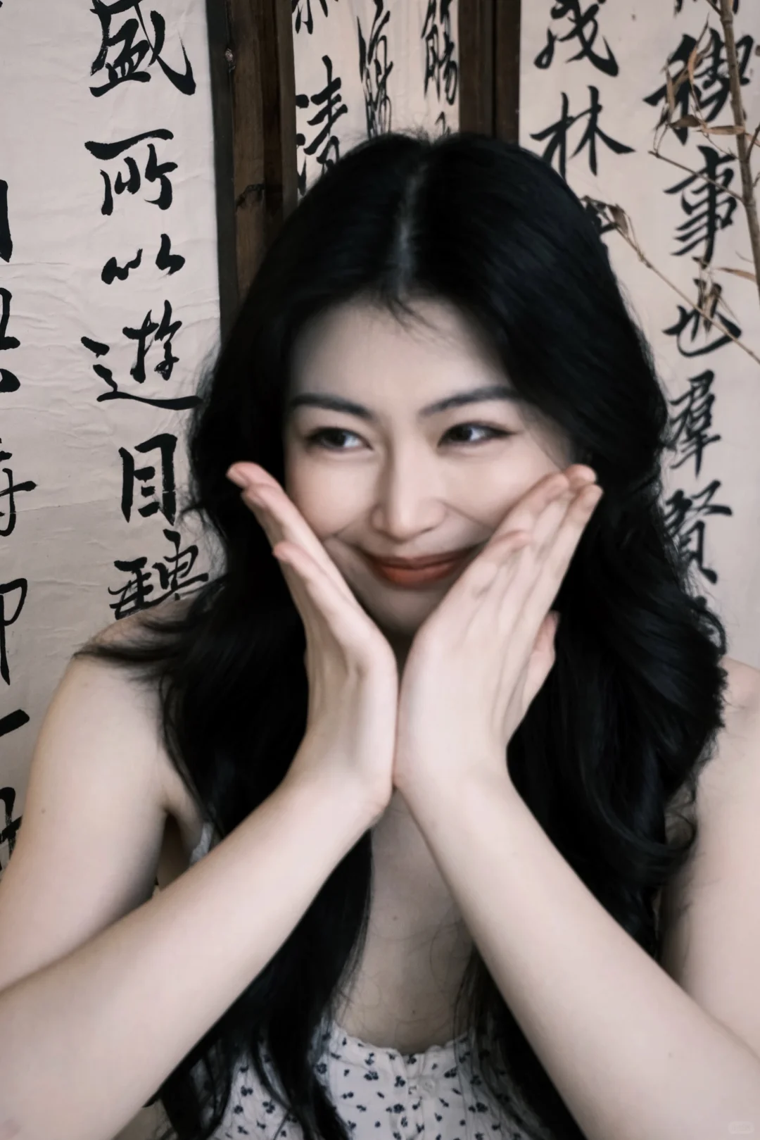 古早清纯小白花也能穿出纯欲娇媚感的tips是