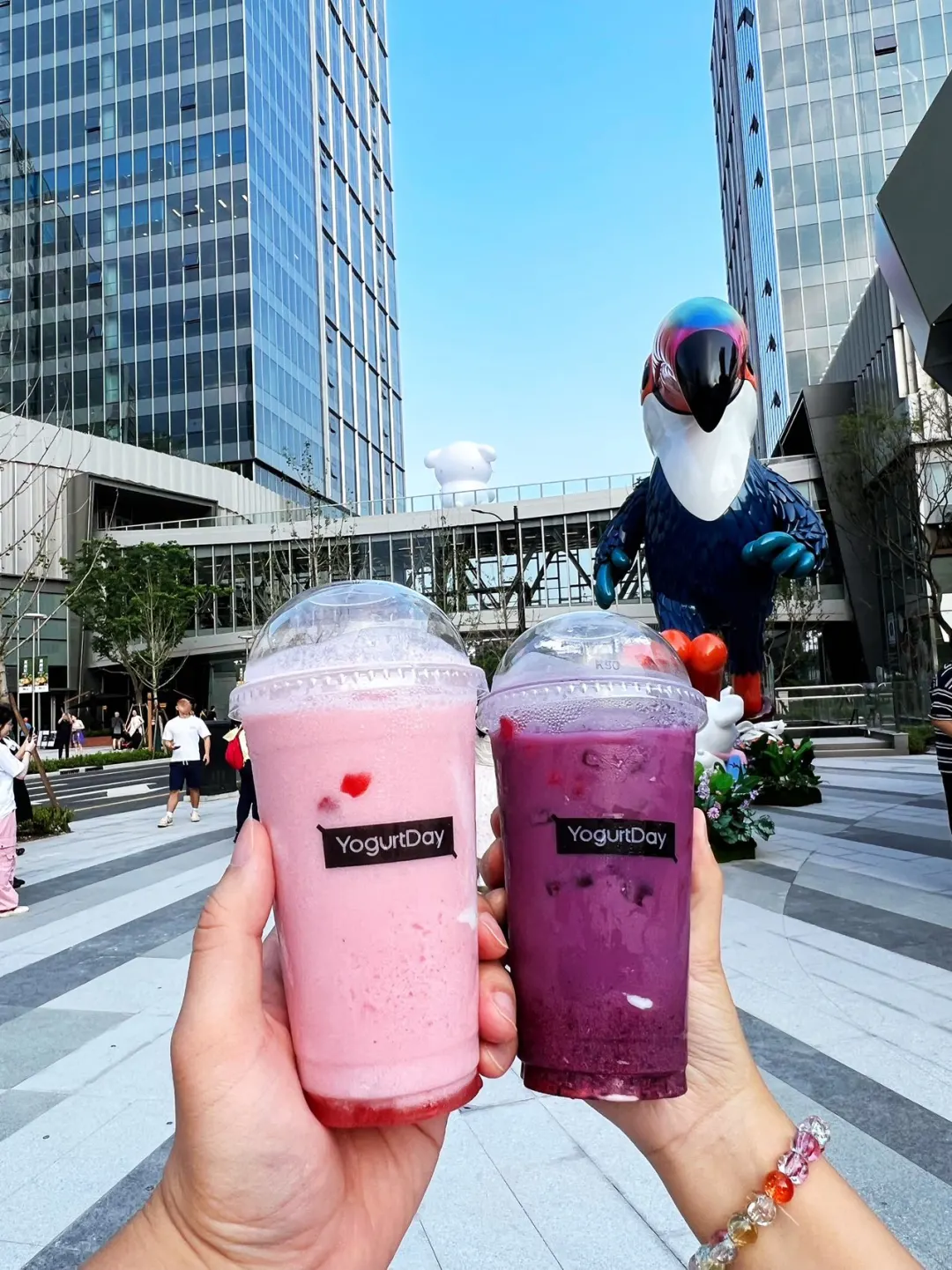 今天的意外惊喜是YogurtDay酸奶给的~