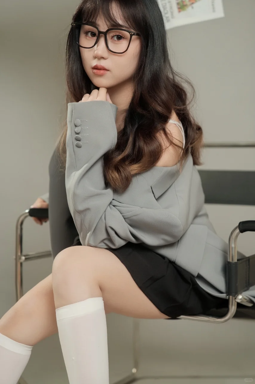 新闻系的女生真的太好看了吧~