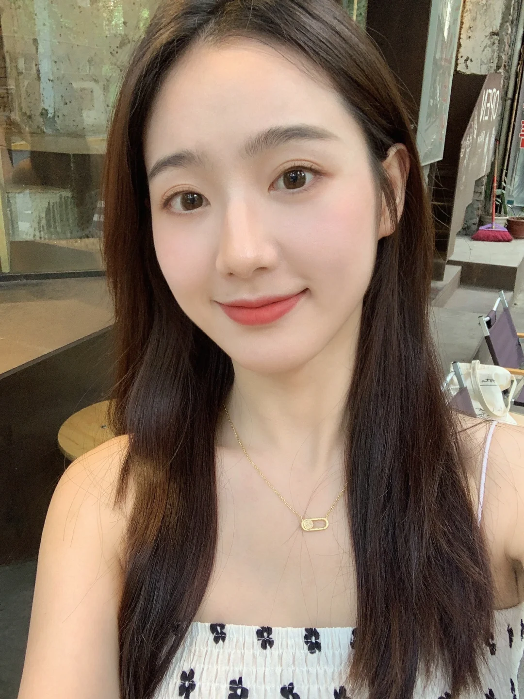 假如自拍印成小卡 哪张会是贵卡？